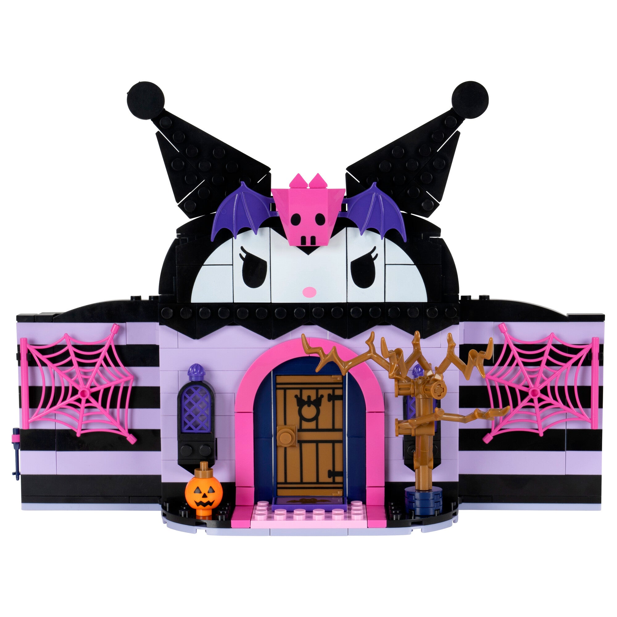 CNS0131_BLDR_HelloKittyKuromiHauntedHouse_OPF2_lpr.jpg