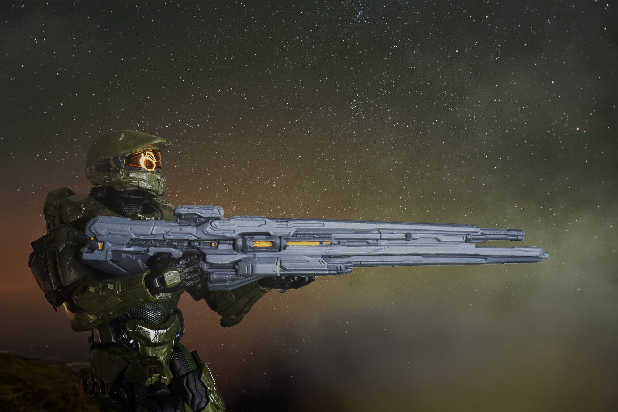 HLW0406_Master_Chief_HALO_5_Art_4_lpr.jpg