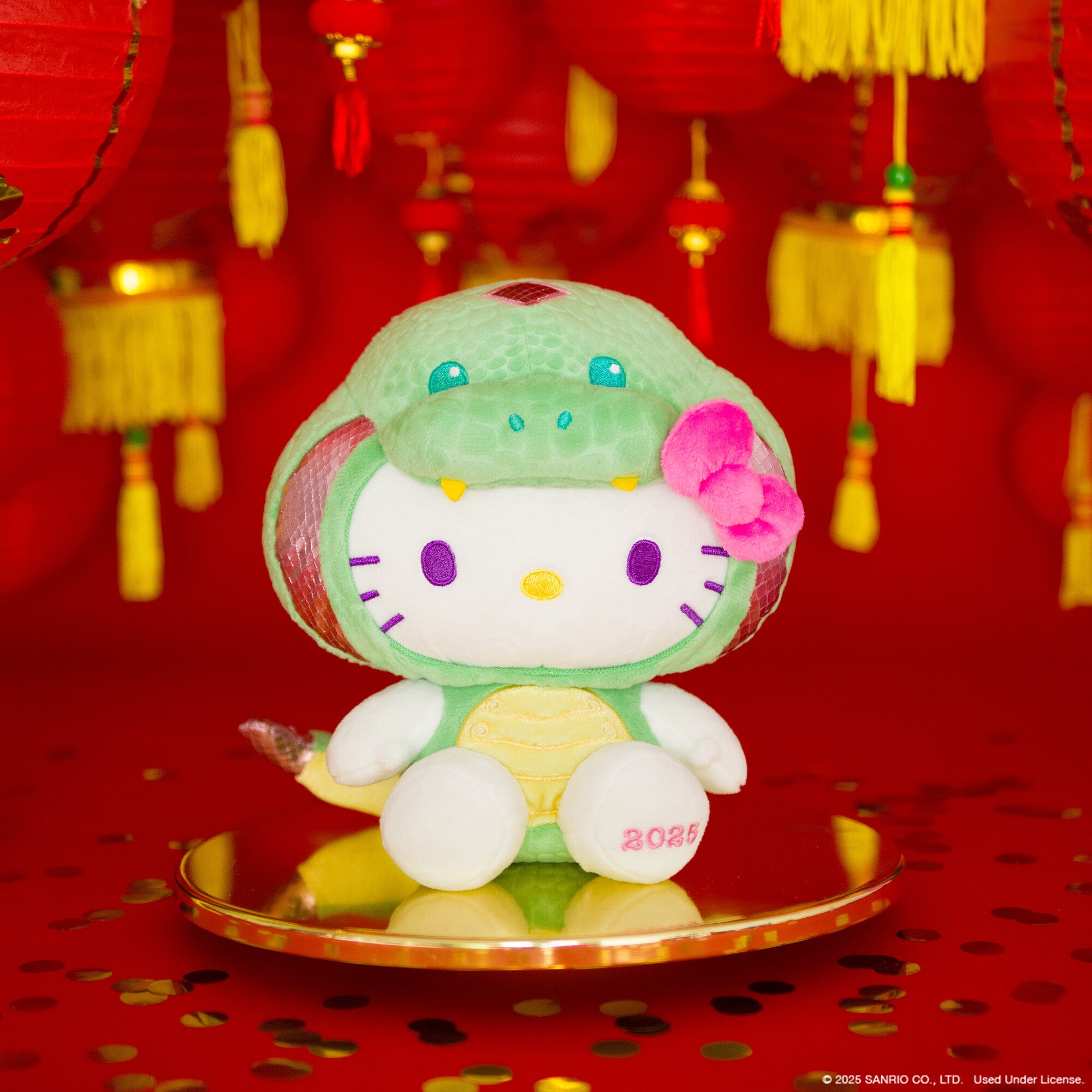 HelloKittyNewYear1x1_lpr.jpg