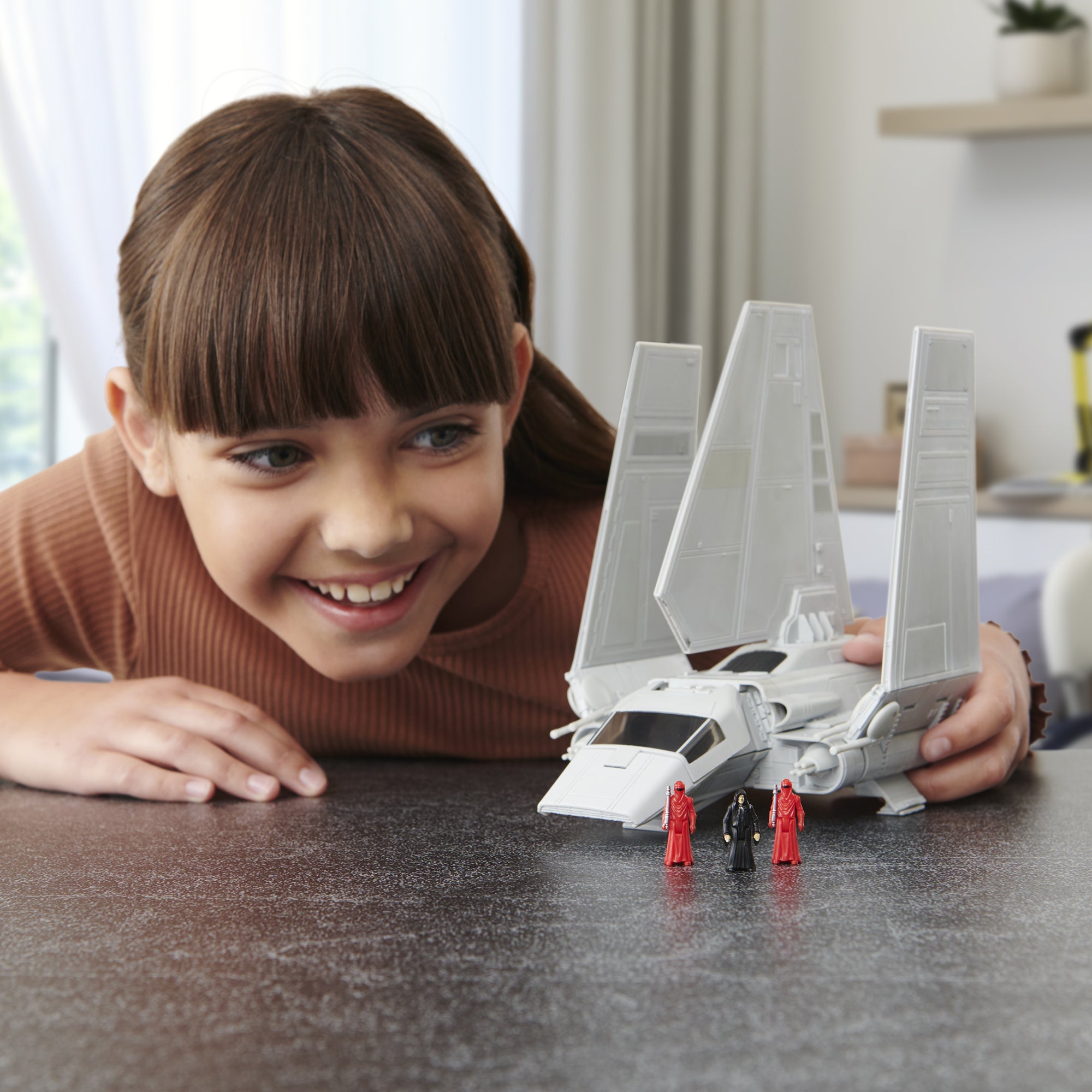 SWJ0098-Star-Wars-MGS-Lifestyle-W4-0963-lpr.jpg