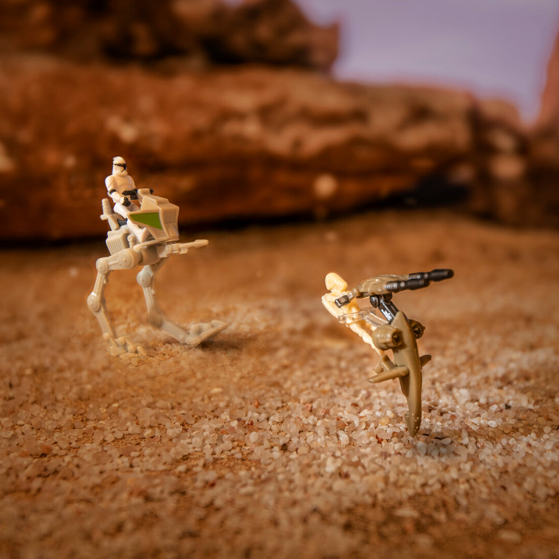 SWJ0376-STARWARS-ARTISTICS-0_lpr.jpg