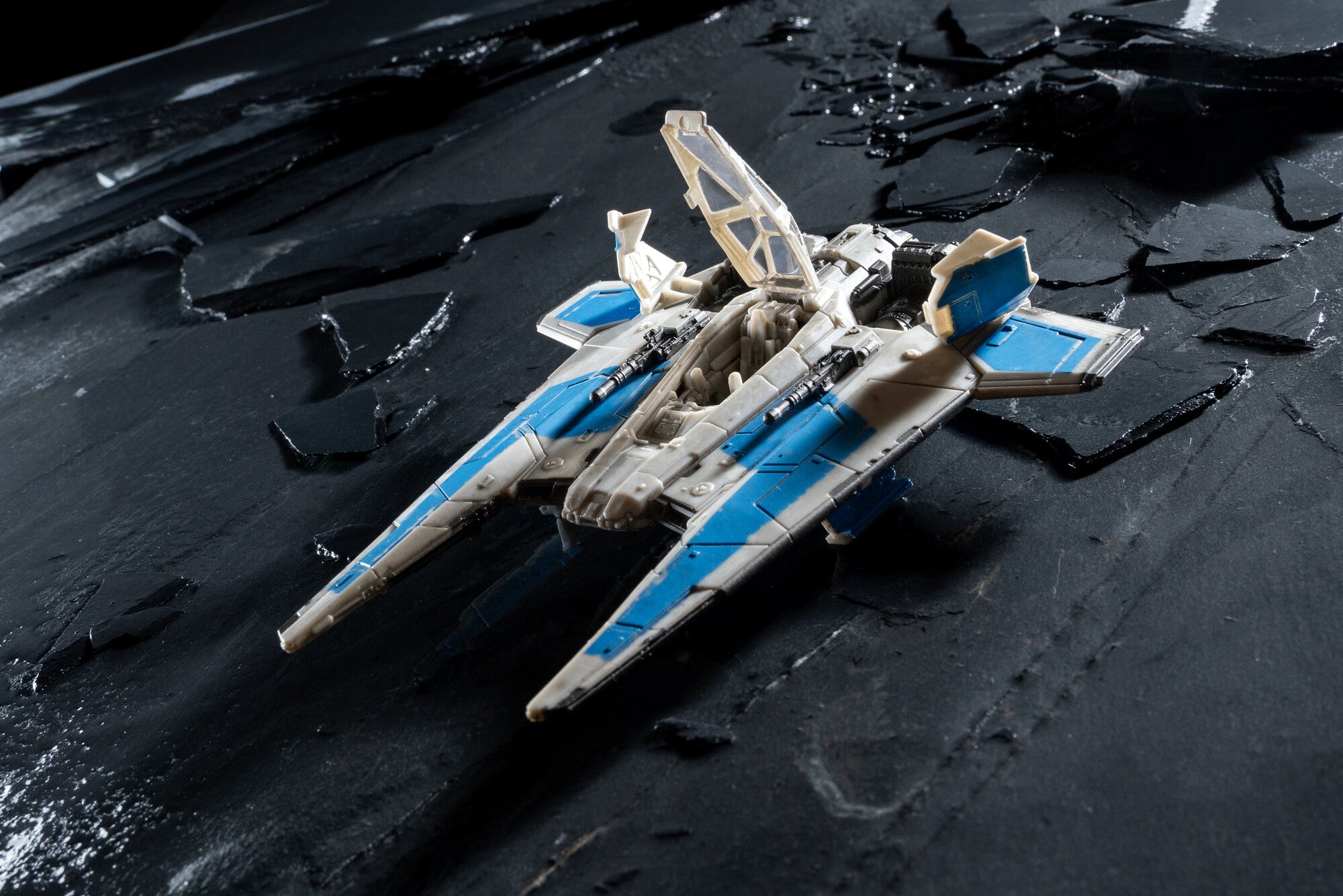 SWJ0378-StarWars-SWJ-VehicleBundleVehiclesFigures-Series6StarfighterClassCompleteEditionBoxSet-Artistic-010_lpr.jpg