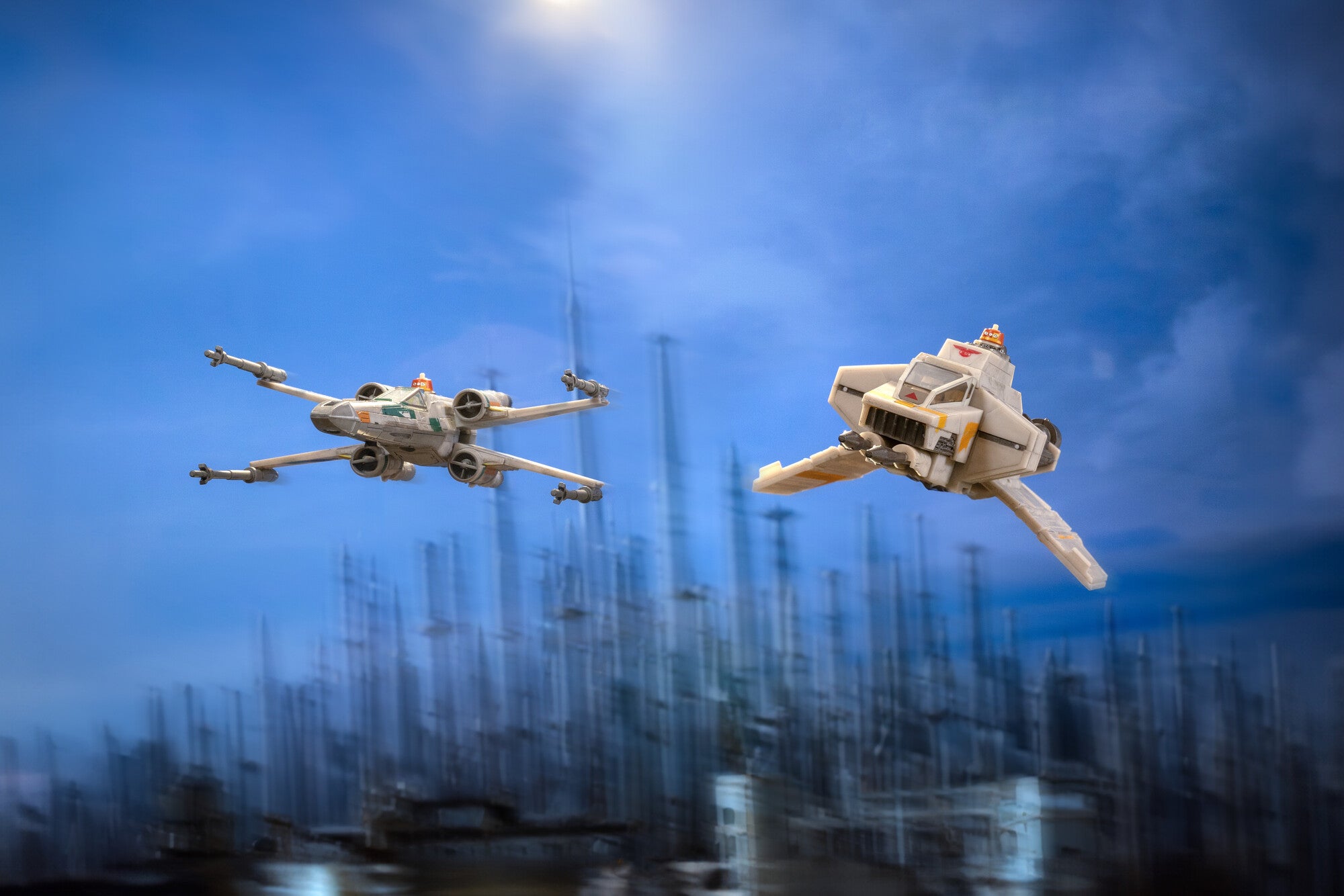 SWJ0378-StarWars-SWJ-VehicleBundleVehiclesFigures-Series6StarfighterClassCompleteEditionBoxSet-Artistic-017_lpr.jpg