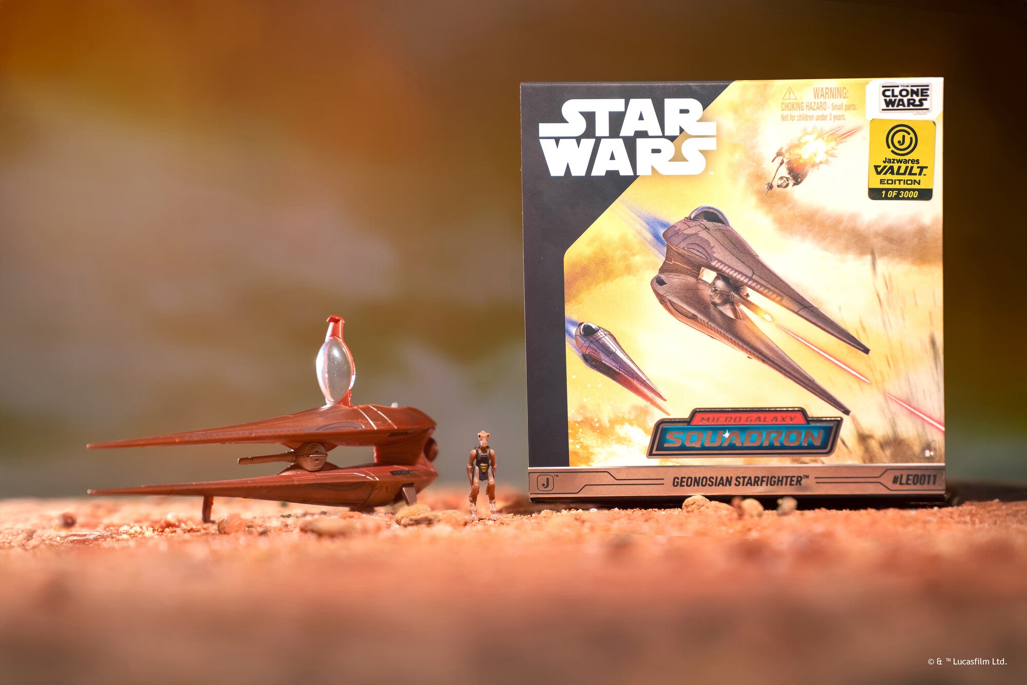 SWJ0471_SmallVehicle3_Vehicle_FigAsst_GeonosianStarfighter_Vault_Artistic_Fig01_lpr.jpg