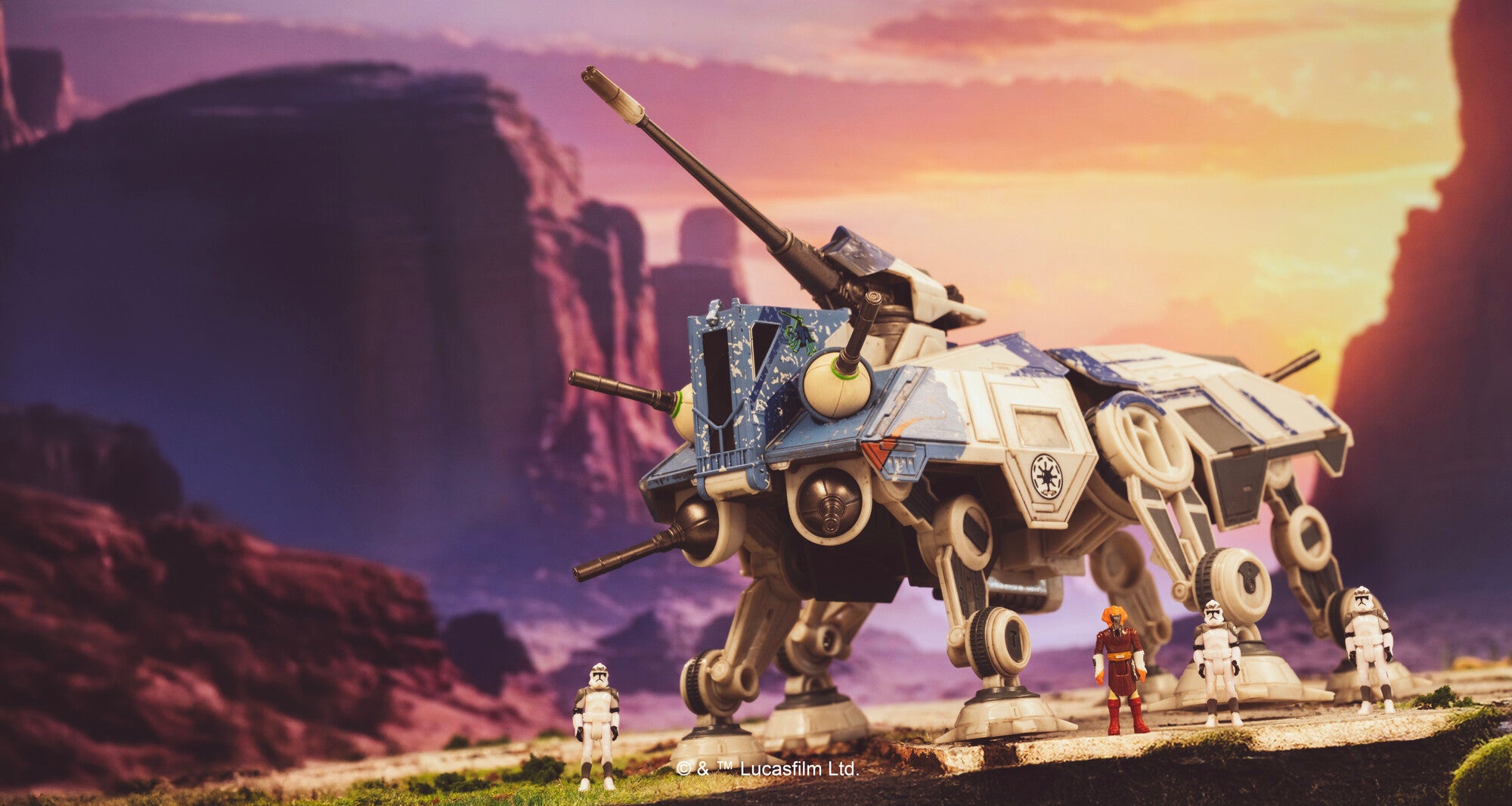 SWJ0474_AT-TE_Vault_Art3_lpr.jpg